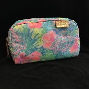 Lilly Pulitzer pouch. New without tags.